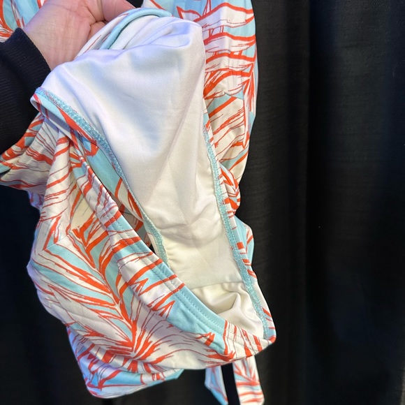 VINCE CAMUTO Women's Aqua Tropical Print Wrap Side Tie One Piece Swimsuit - Picture 7 of 8